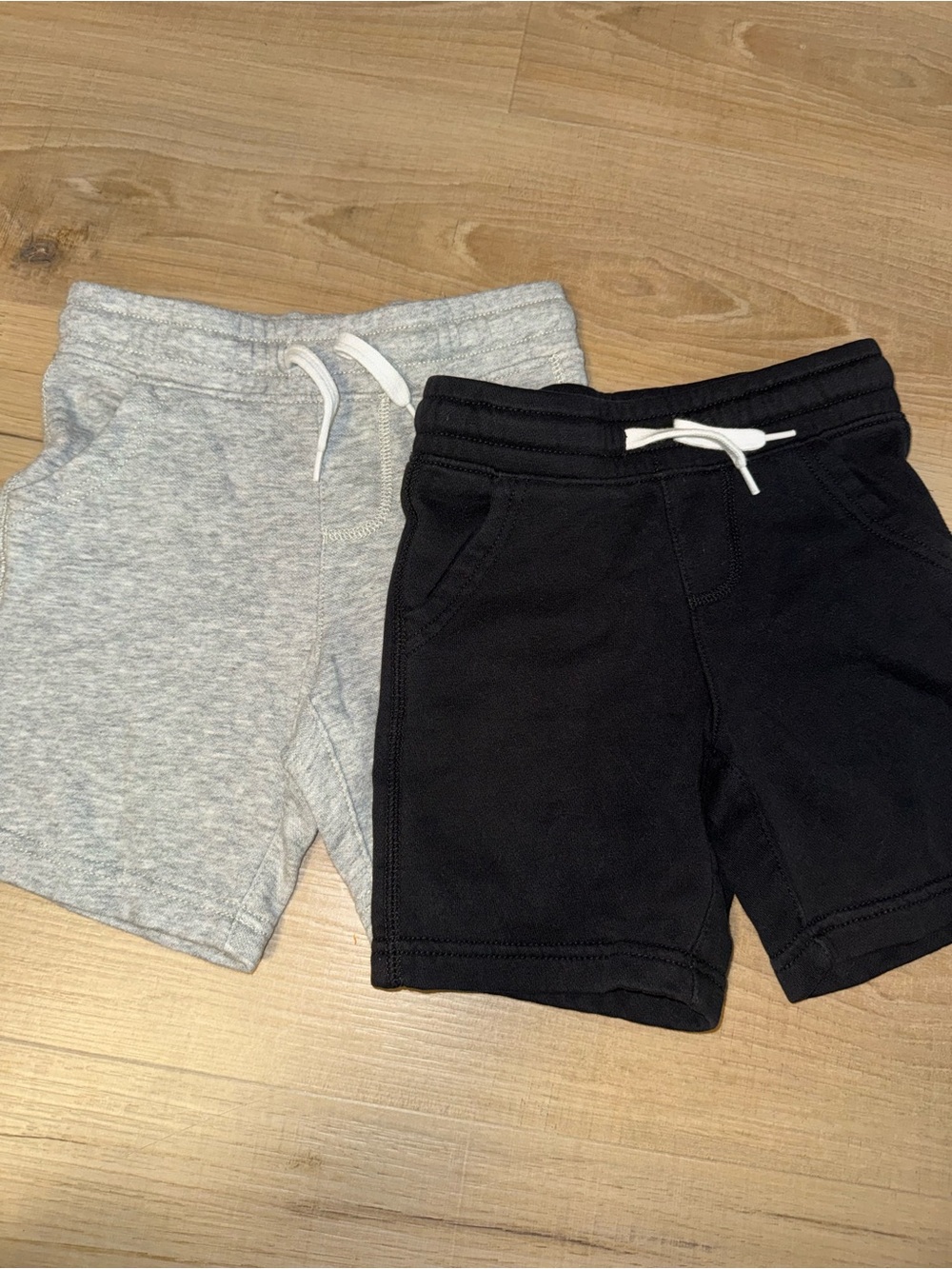 Old Navy Kids Pull-On Shorts in Black and Light Gray